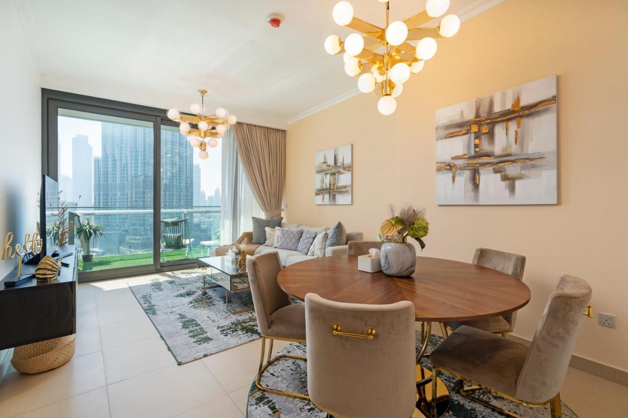 Prestige Living 1Br With Full Burj Khalifa View By Auberge ドバイ エクステリア 写真