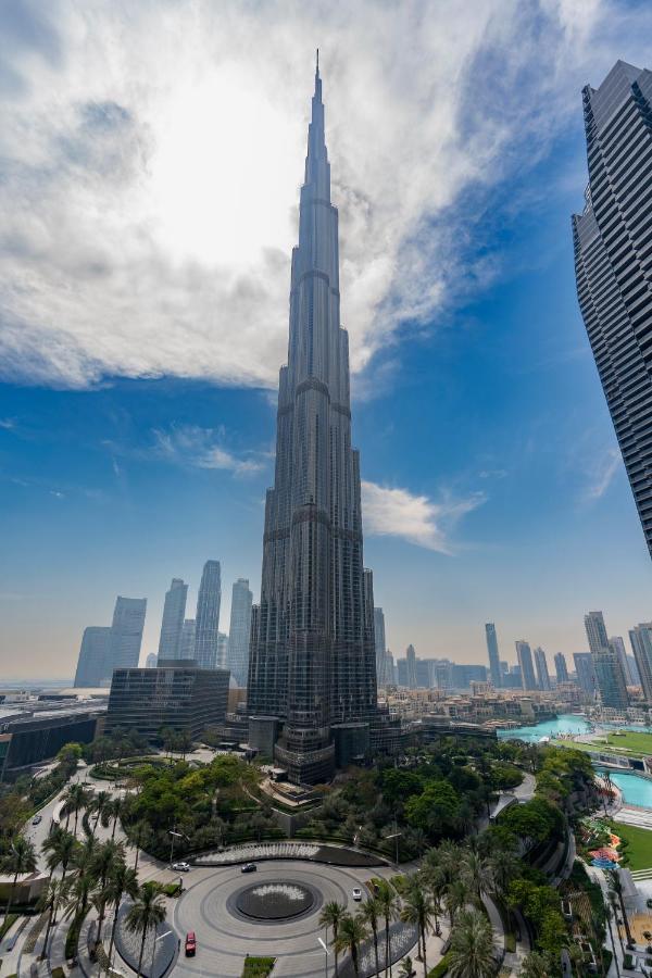 Prestige Living 1Br With Full Burj Khalifa View By Auberge ドバイ エクステリア 写真